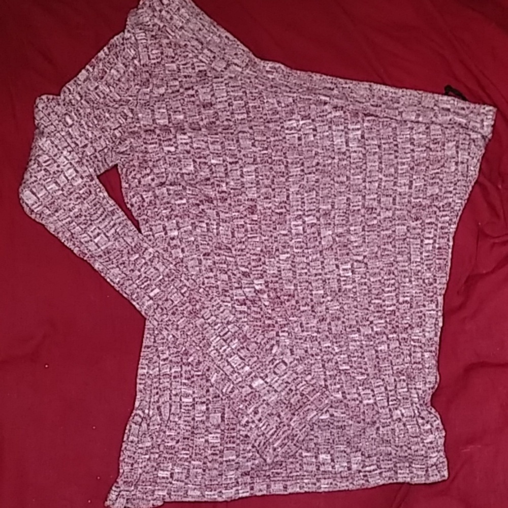 One shoulder long sleeves